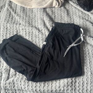 Vuori Women’s Performance Joggers